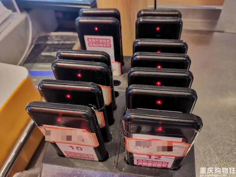 开小吃店一个月赚两万,开个小吃店一个月也就赚一万多