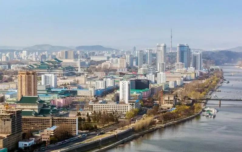 100元人民币有哪些特别之处,100元人民币在各个国家的价值