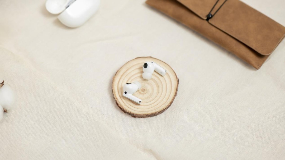 华为freebudspro和freebuds4比较,华为耳机freebudspro和freebuds4