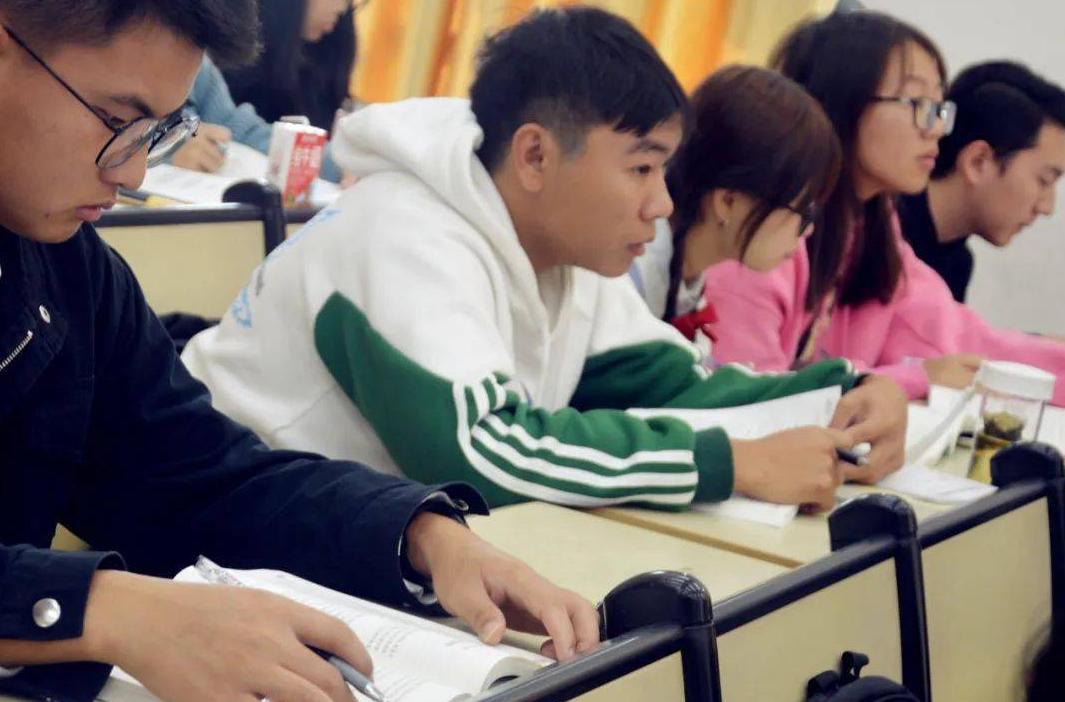 文科专业排名前十强大专业,中国十大本科专业排名