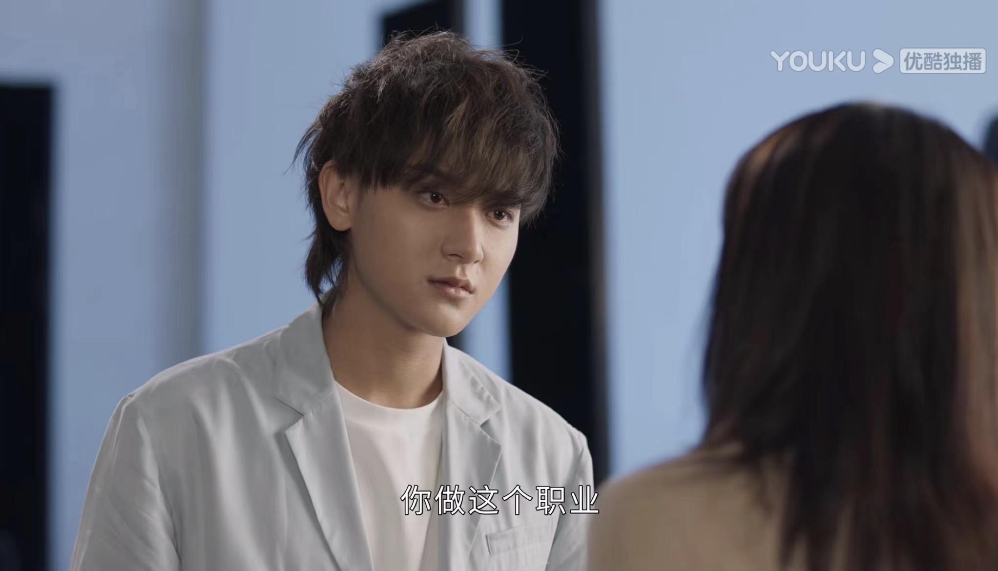 耍大牌明星自曝的娱乐圈内幕,黄子韬被曝拍戏时耍大牌