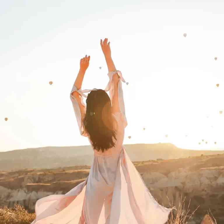 深秋的西湖美景更加让人陶醉,深秋夕阳下的西湖景色