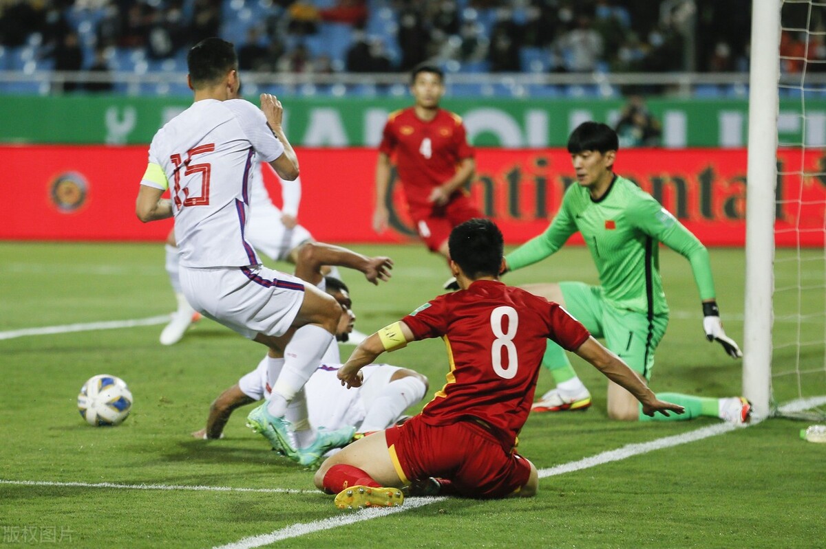 李璇谈中国足球,李璇替国足站台