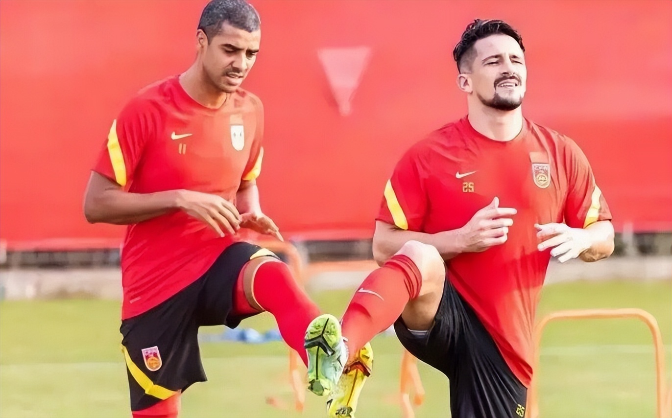 越南主帅辟谣,越南队主帅澄清传闻