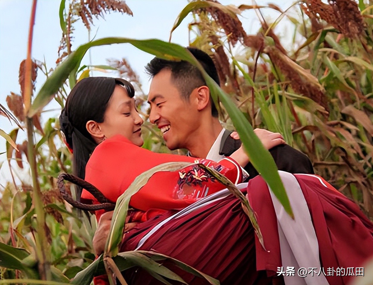 长相成熟棱角分明的帅气男星,年轻时最痞帅的明星男