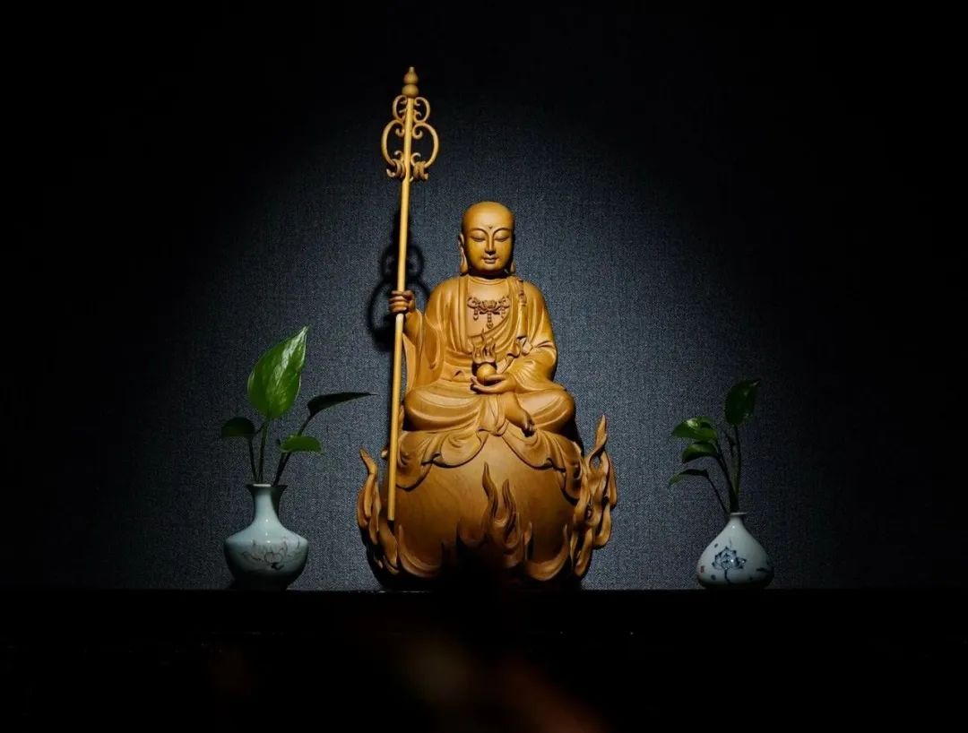 你好木雕城之大师郑君亮丨以刀代笔，使木生香