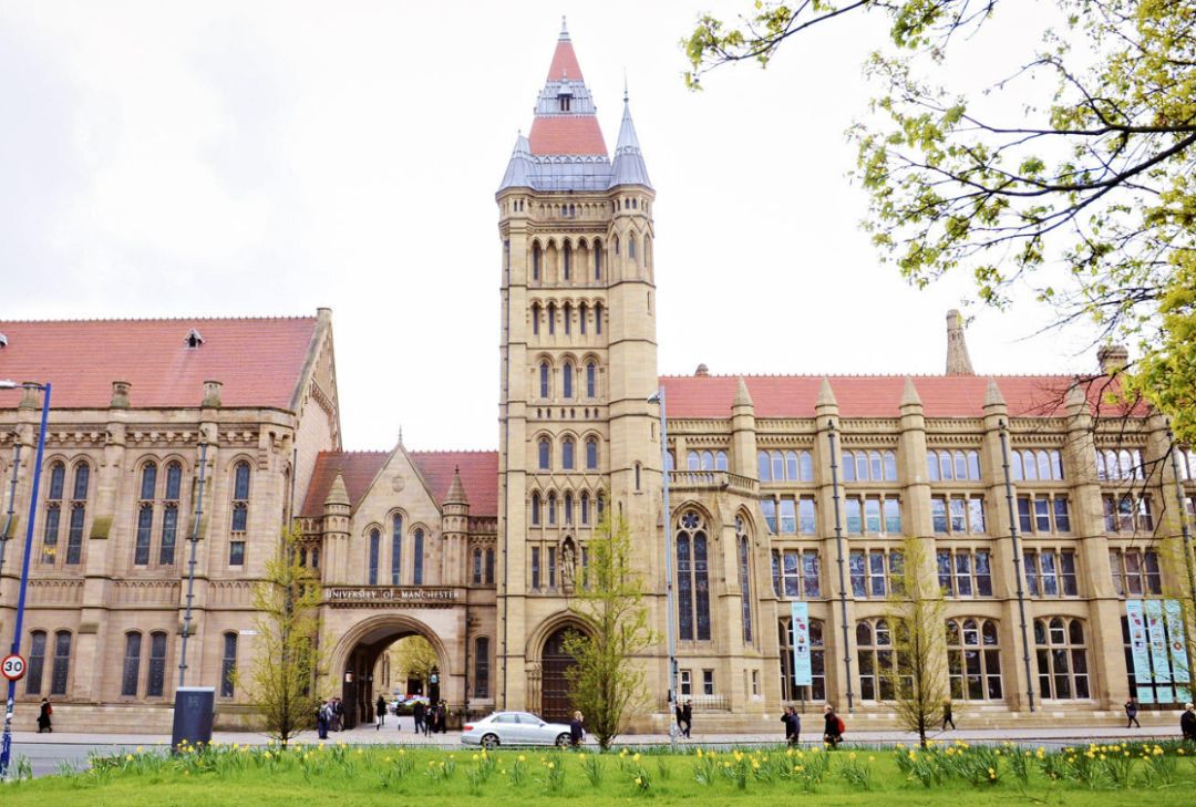 惋惜!曼彻斯特大学一学生因无法负担高额学费自杀身亡