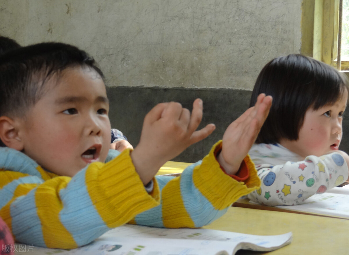 代课老师有没有出路,代课老师还有前途吗