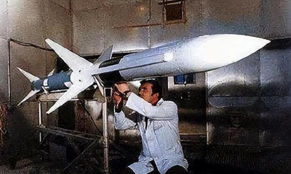 中国花了1400亿买法国飞机值得吗,1988年中国反舰导弹