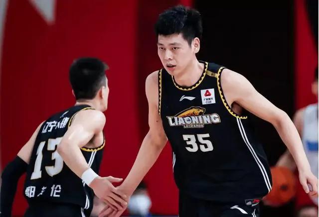 郭艾伦朱荣振视频,郭艾伦朱荣振杨鸣