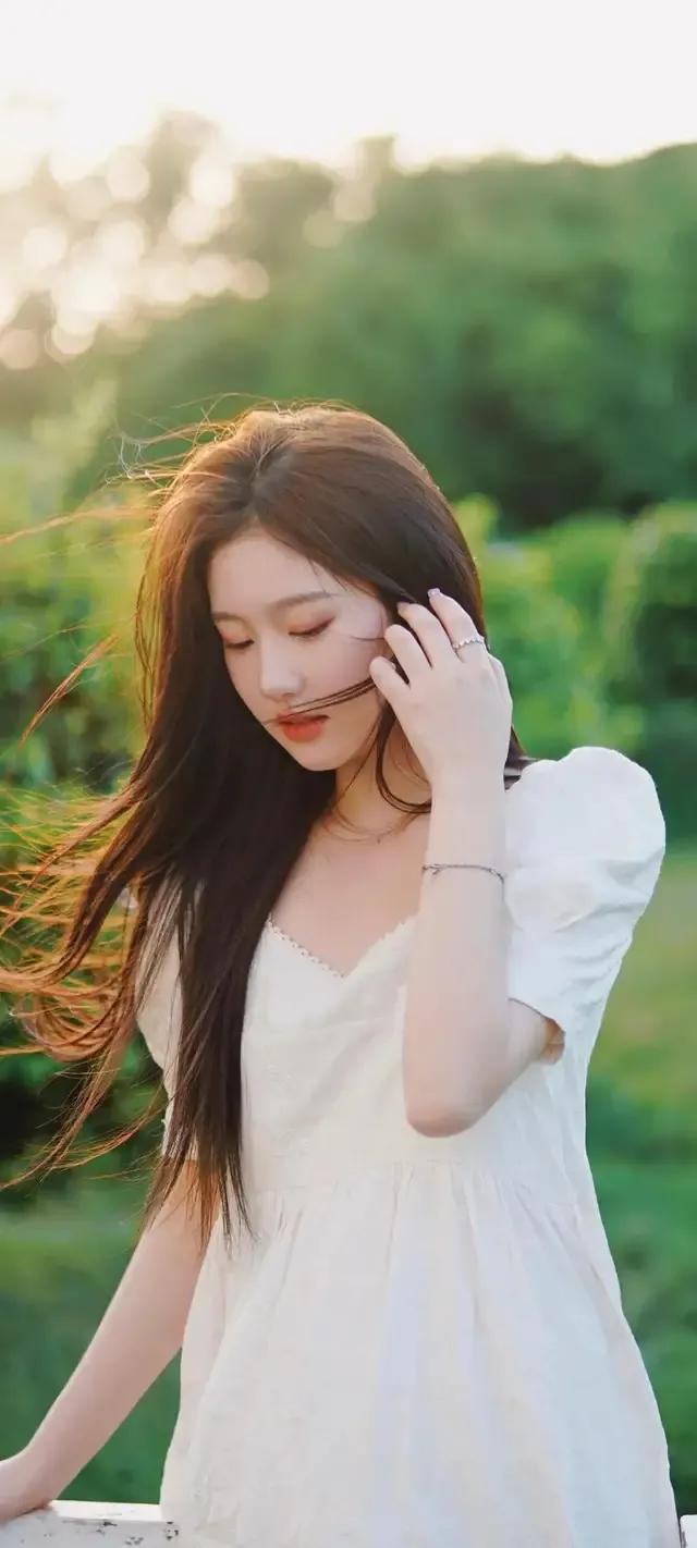 天不言自高地不言自厚的意思,天不言其高低不言其厚海不言其深