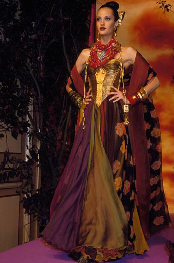 美少女战士的作者是否是名媛,美少女战士作者和富坚义博