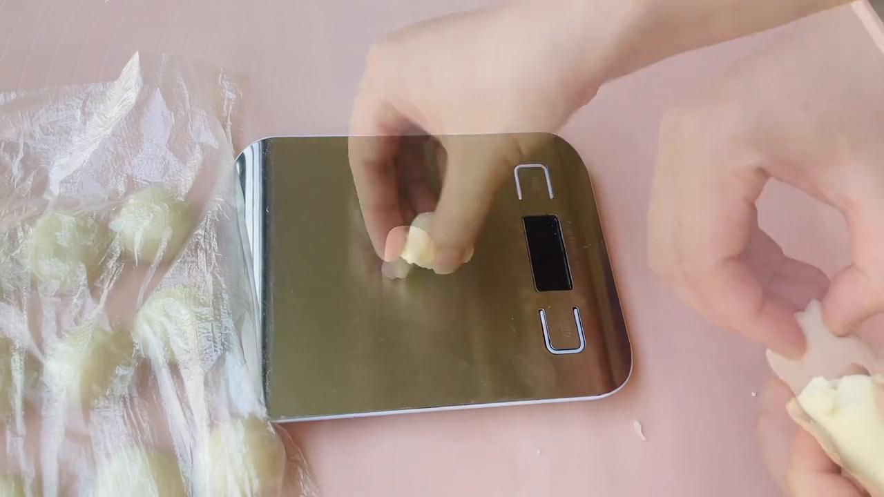 做蛋黄酥豆沙要炒到什么程度,做蛋黄酥的豆沙怎么做