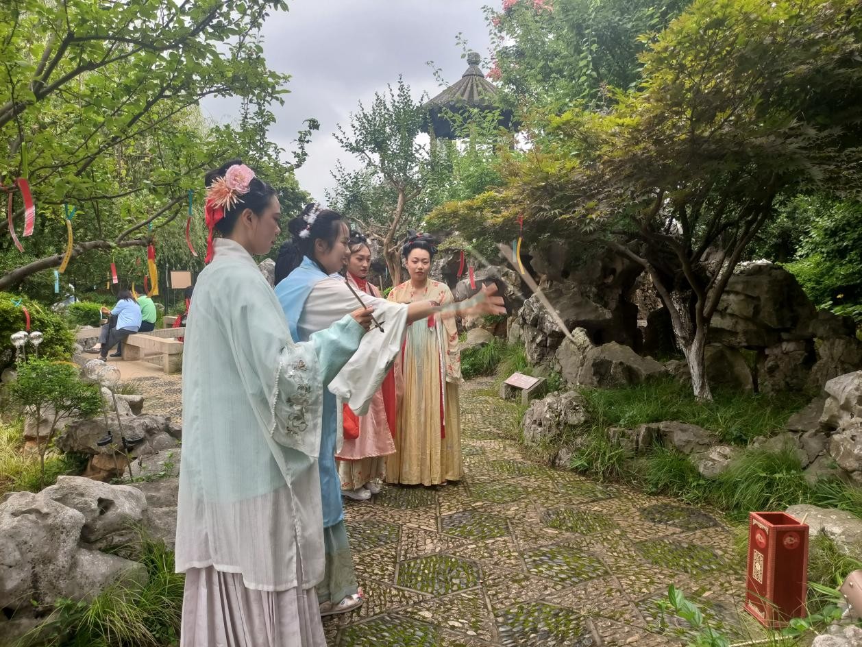 七夕，看一场国风盛宴：云南省文化馆“国风潮美云集”手机摄影展举行