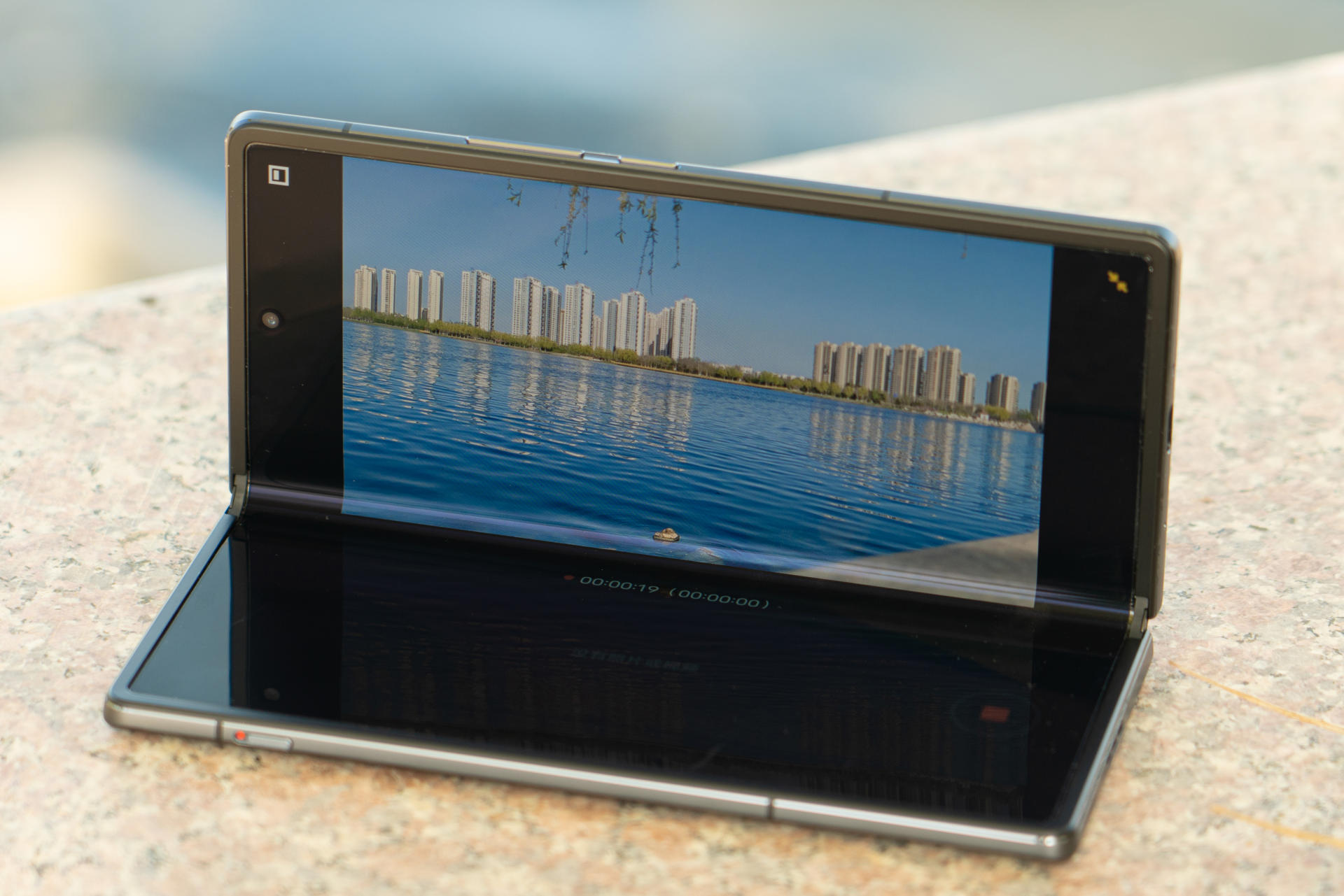 vivoxfold是不是目前最好的折叠屏,vivo折叠屏xfold功能介绍