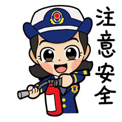 路遇火灾,突发火灾路过少年紧急灭火