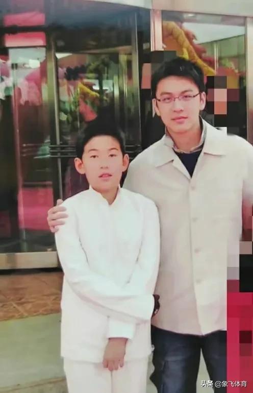 辽篮球员童年照,辽篮小伙子