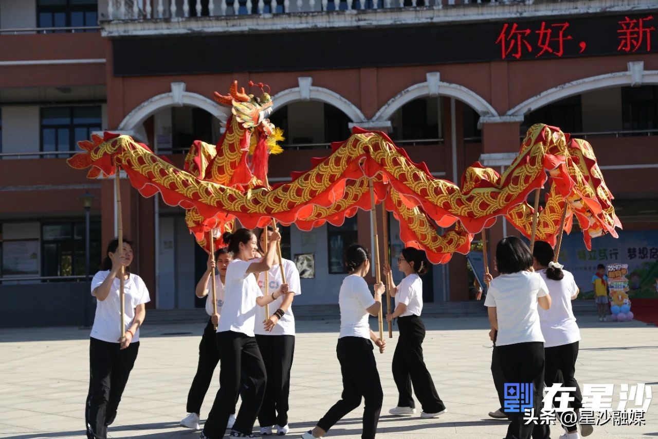 春季开学迎新创意,创意春季开学