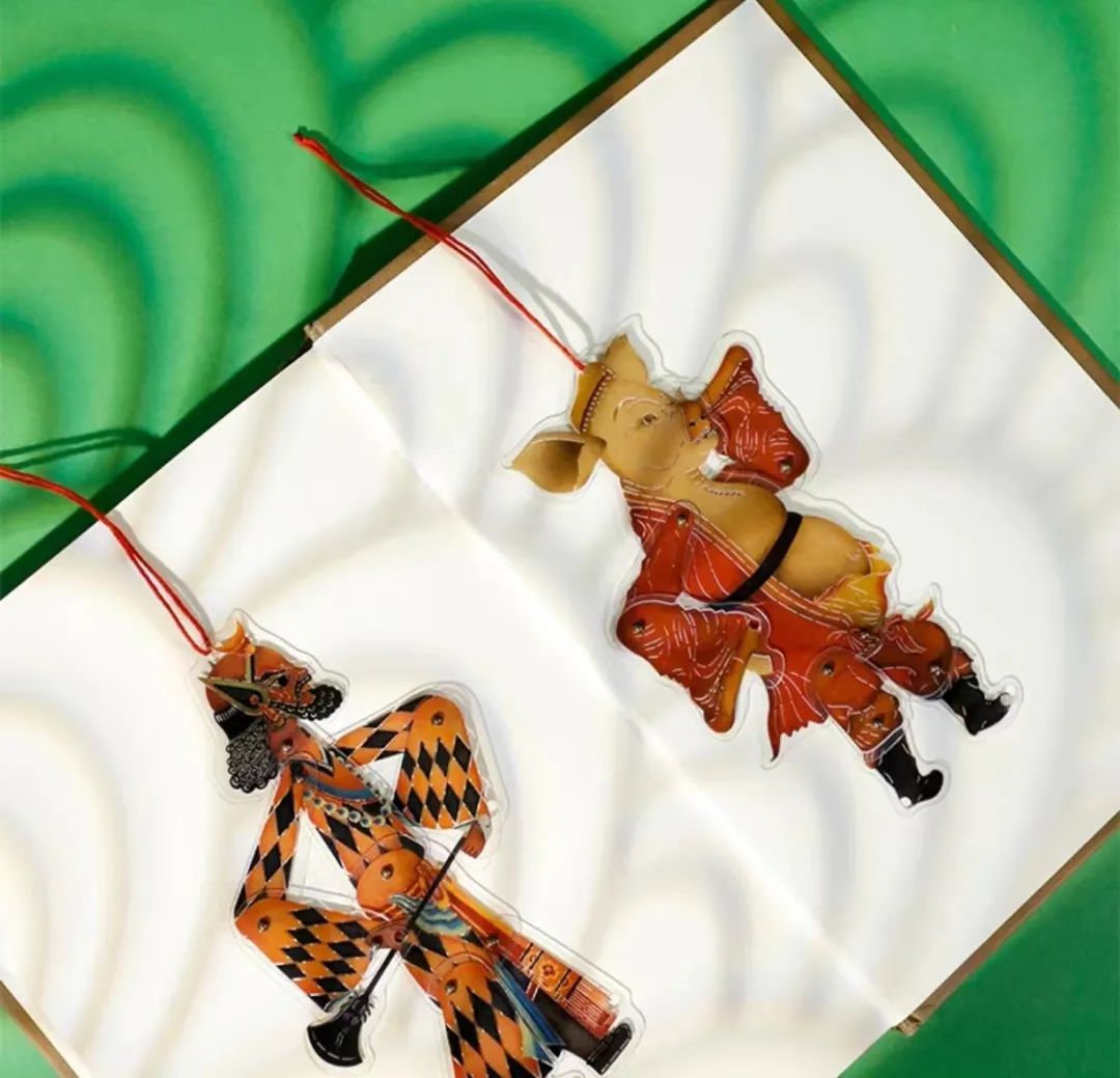 谁懂啊！我们这些大儿童，50元的礼物就能让我们贼快乐！