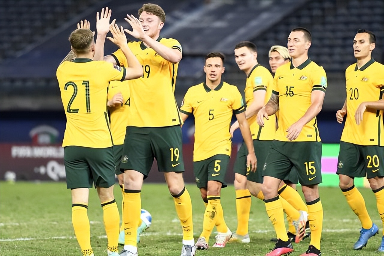 今日足球预测推荐半全场,足球世预赛比分预测