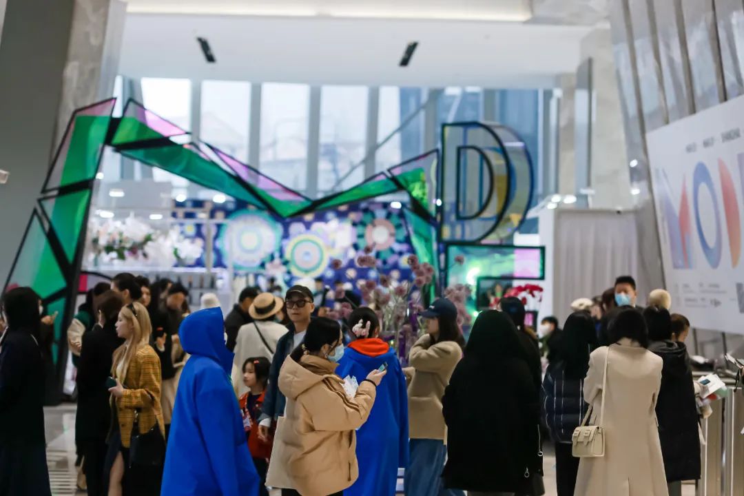 閫忚繃鏃惰鍛ㄧ湅绾虹粐浜т笟澶嶈嫃,娣卞害瑙傚療鏄ョ鏃舵湡