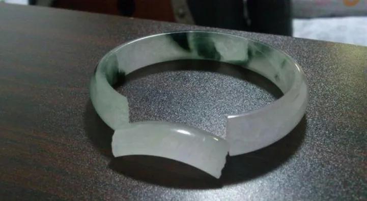 玉能够避灾,玉能挡煞吗