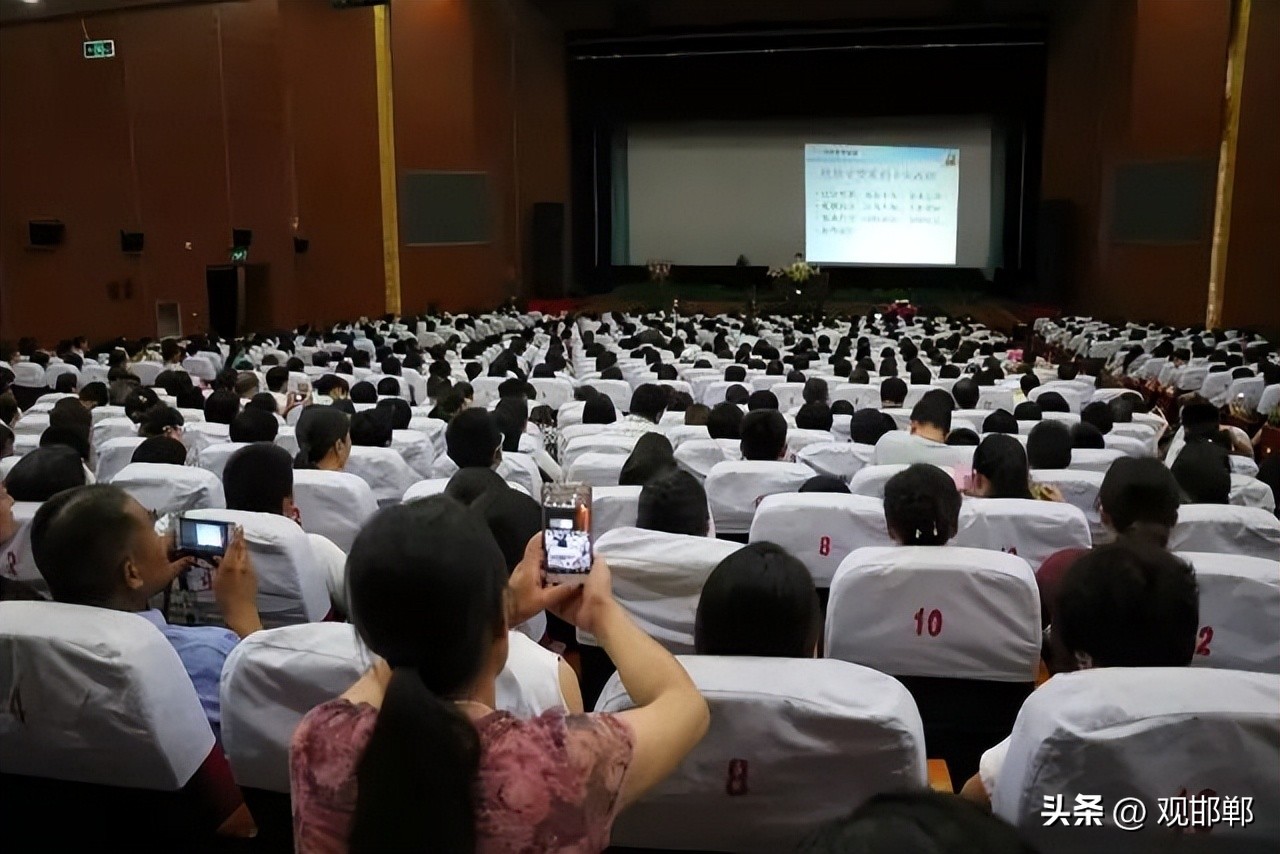 教育专家王金战简历,全国特级教师王金战