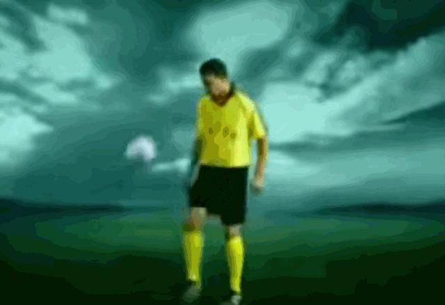 罗纳尔多时代被遗忘的前锋,罗纳尔多时期的后卫有多凶狠