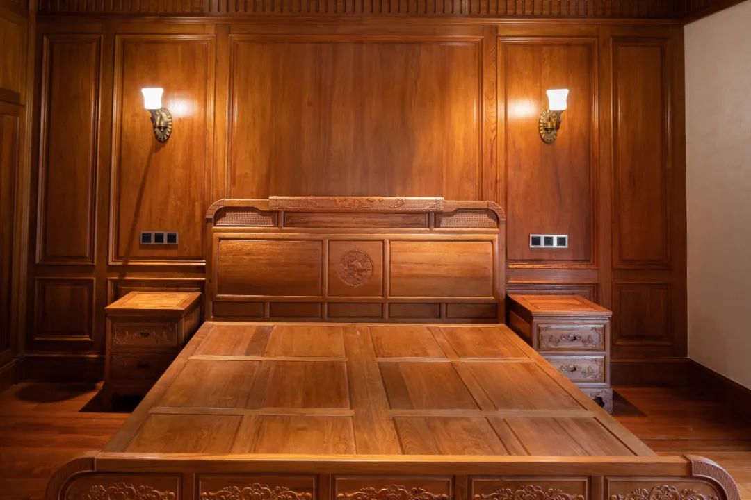 云南瑞丽德冠红木家具,云南瑞丽红木家具园区