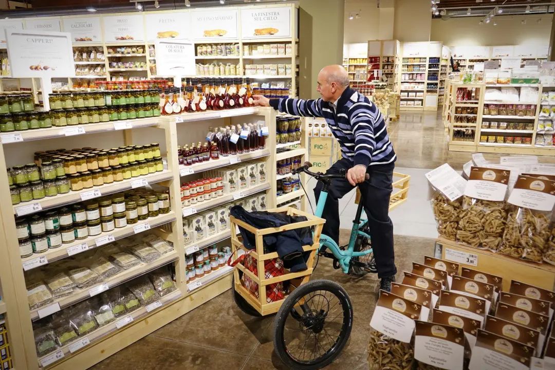 产业创造商业新标签——美食界迪士尼的创新之路