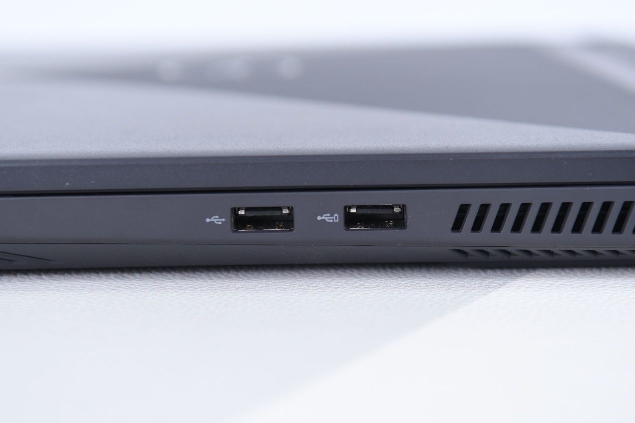 戴尔游匣g15和联想y9000p,戴尔游匣g15和外星人m15r6