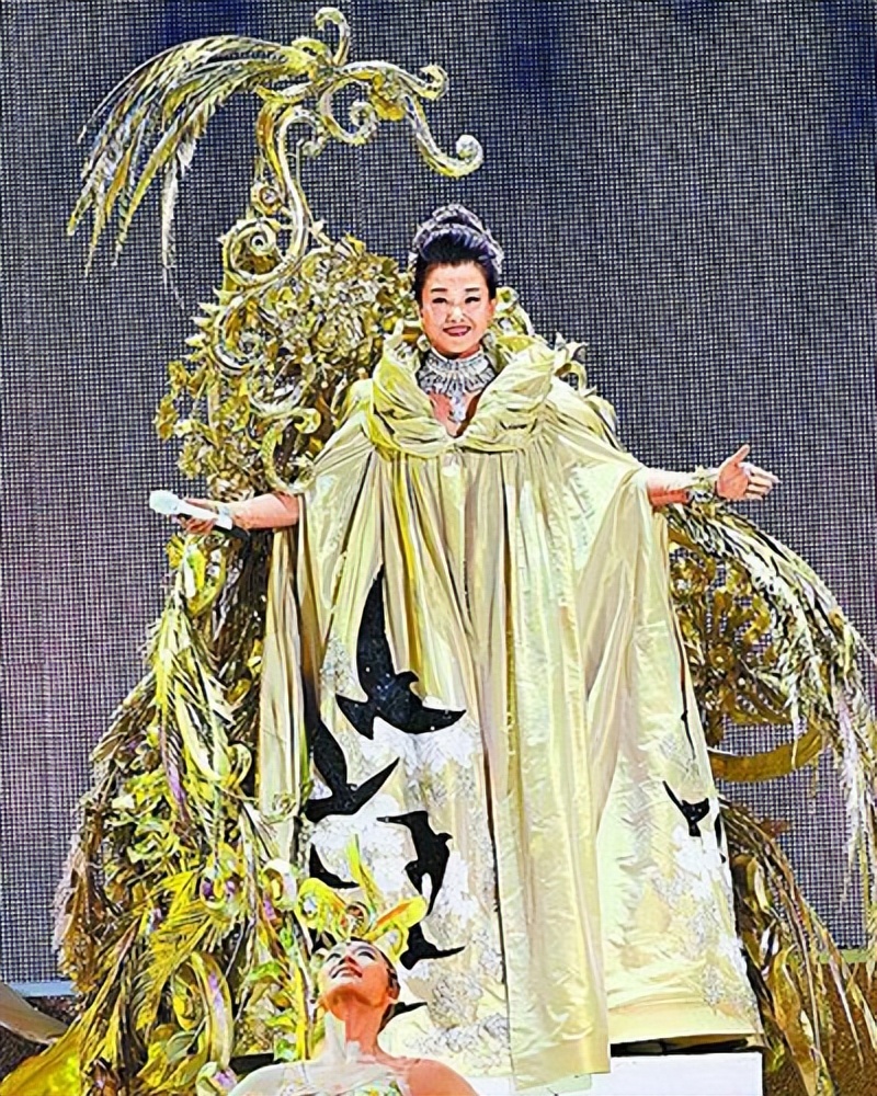 山沟里飞出的“百灵鸟”一路高歌上春晚，唱响24年不简单！