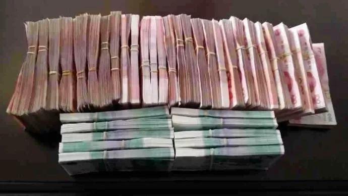 你们家老公一个月给多少生活费,别人问我老公一个月给我多少钱