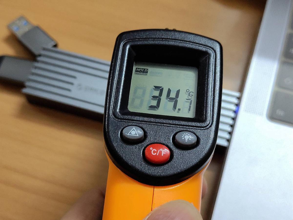 orico2.5机械硬盘盒,orico固态移动硬盘测评