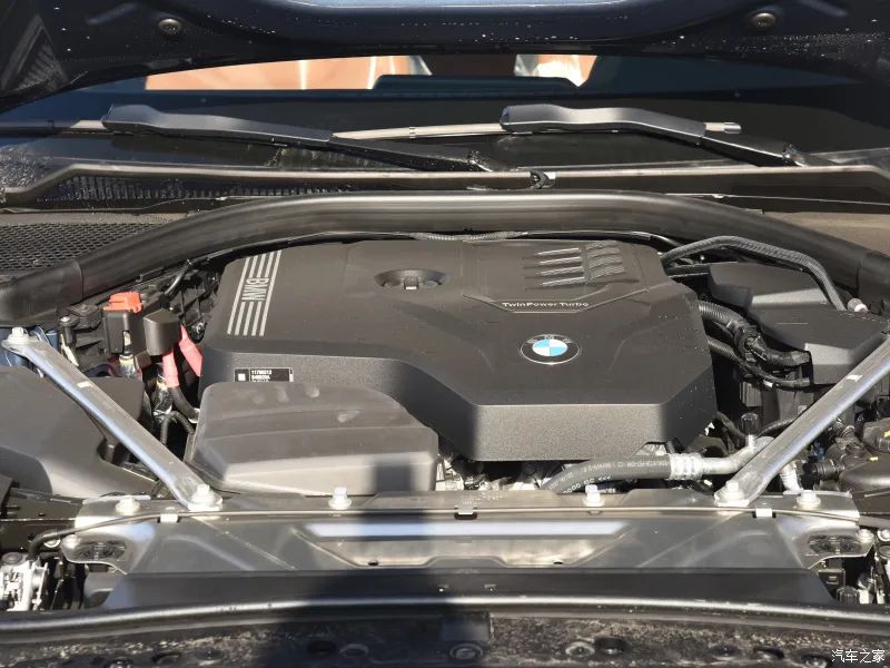 宝马15万摩托车回头率高,宝马水鸟1250gs回头率有多高