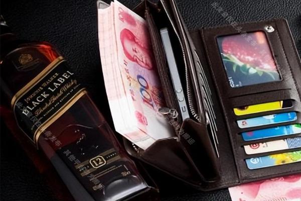 20岁负债女生,20岁负债女孩