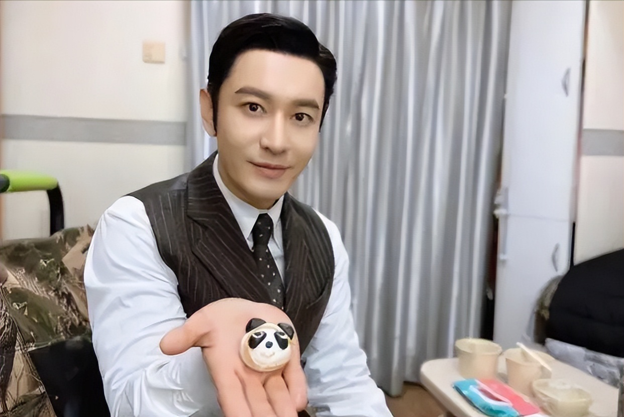 榛勬檽鏄庤鏇濇亱鎯呭悗棣栨檼鏃ュ父,榛勬檽鏄庡張鍜岀化闂诲コ鍙嬪悓妗嗕簡