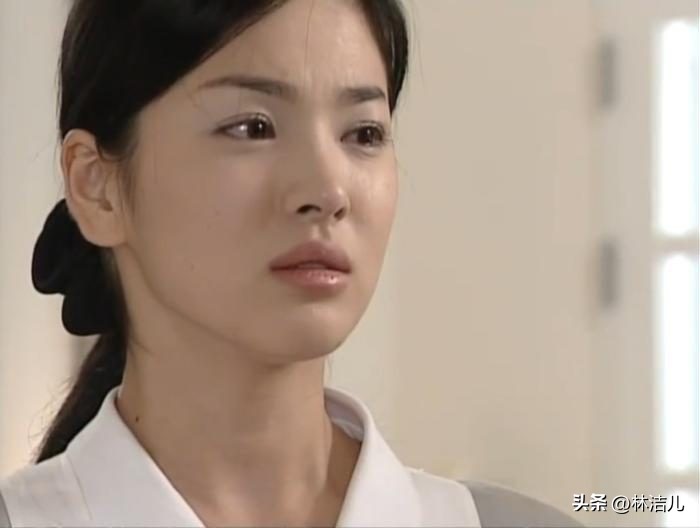 韩国女星年龄小,当38岁宋慧乔遇到同龄的孙艺珍