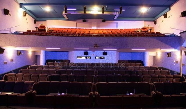 电影结束能去其他厅吗,电影中途跑别的厅看可以吗