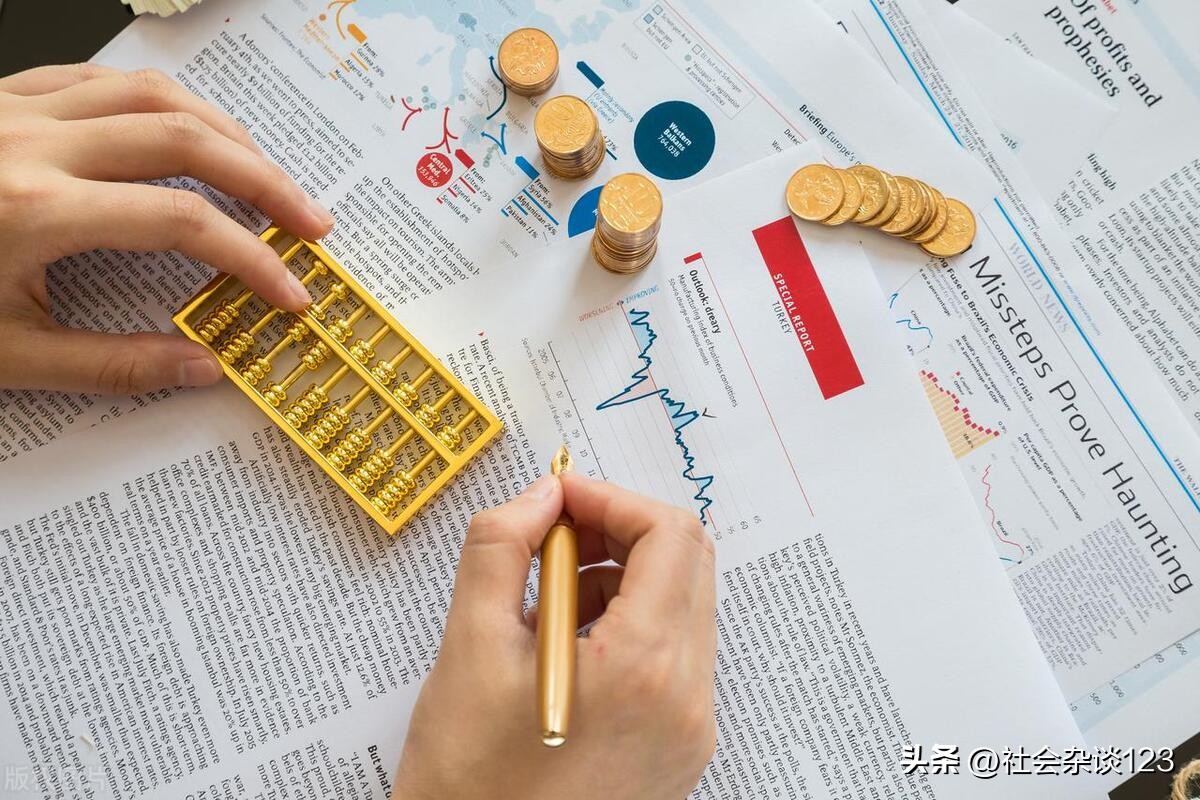 人民币贬值,你该如何应对?专家教你3招,稳妥应对金融市场变幻