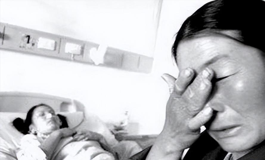 回顾变态掏肠恶魔:专挑少女*体下**掏出肠子,缠住脖颈,惨绝人寰!