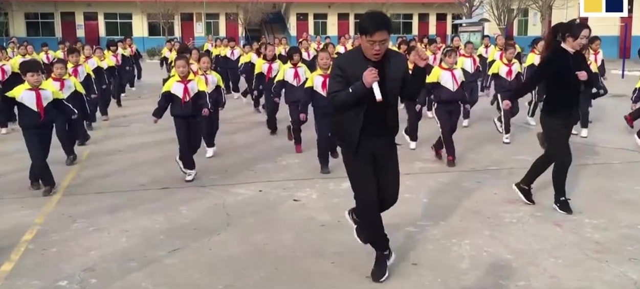 完整版学鬼步舞,鬼步舞初步学习