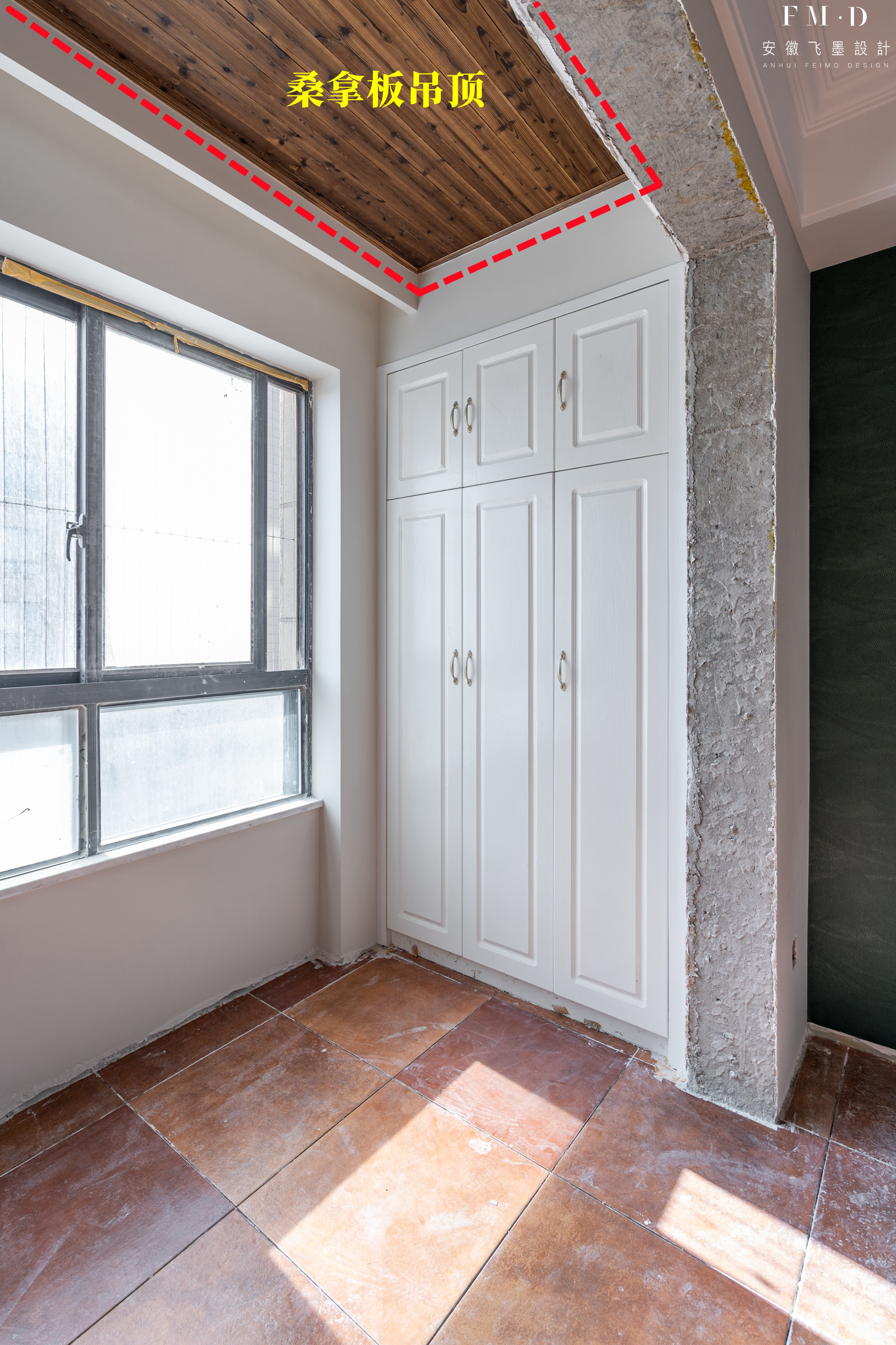 桑拿板阳台简易吊顶图,阳台桑拿板吊顶造型效果图浅色