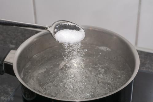 要包的饺子怎么保鲜好不用放冰箱,刚包好的饺子放冰箱成坨怎么办