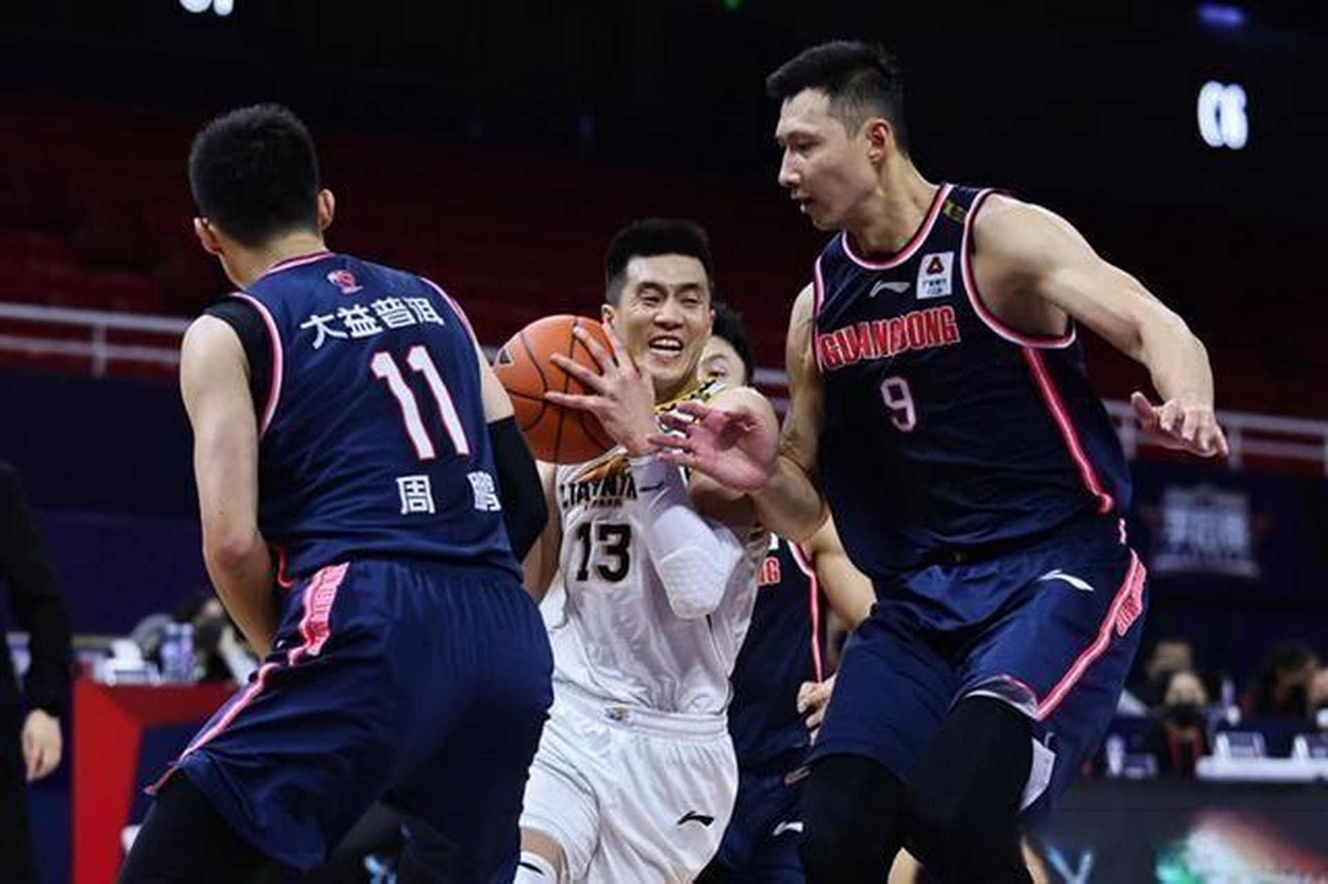 cba重磅引援北京首钢新疆男篮,cba选秀大会郭艾伦