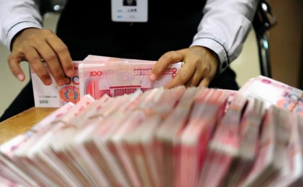 存多少钱余额宝日收益100,一万元存余额宝一年有多少利息