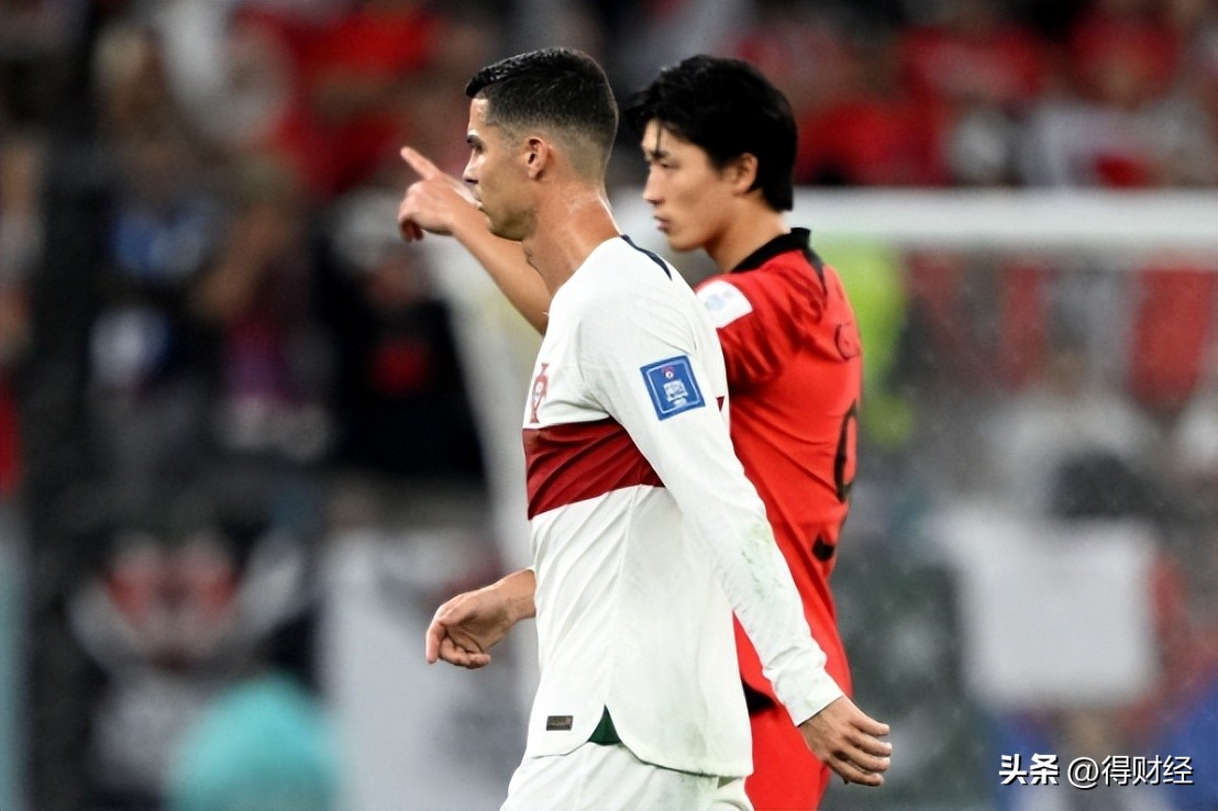 c罗发怒佩佩染红离场视频,c罗发怒任意球