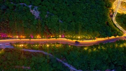 这个夏天一定要去玩一趟漂流,这个夏天一定要去玩一场漂流