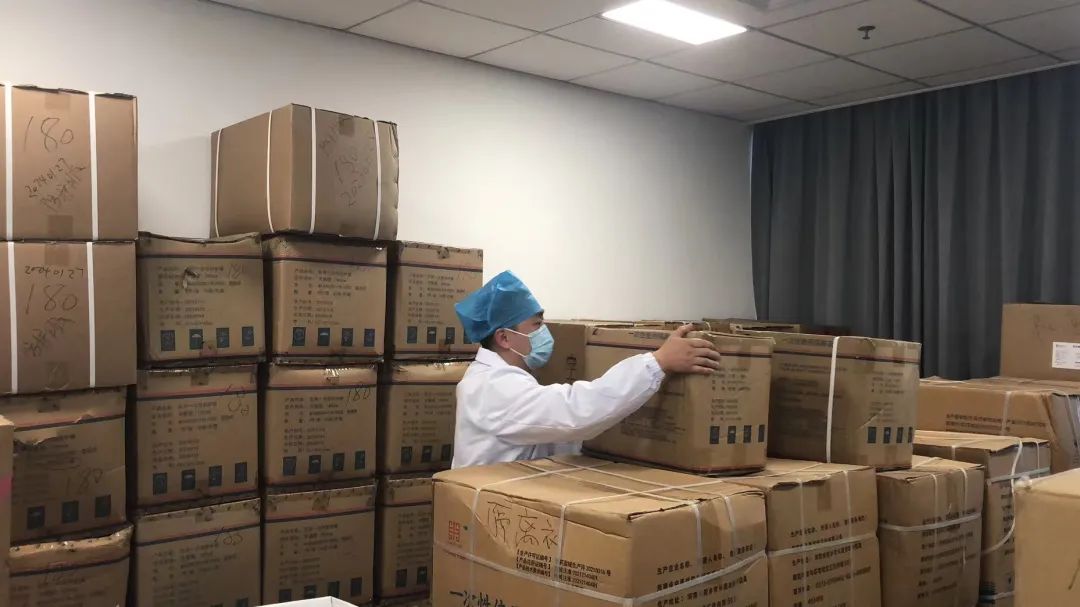 哪里有需要我们就到哪里去,哪里需要我我就去哪里