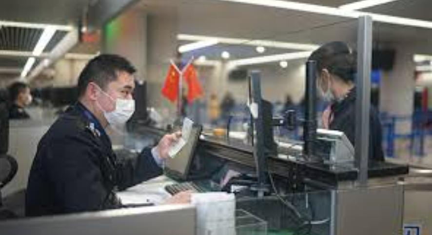 出境大严查！每一个到泰国旅游的单身狗，都要被查祖宗十八代？